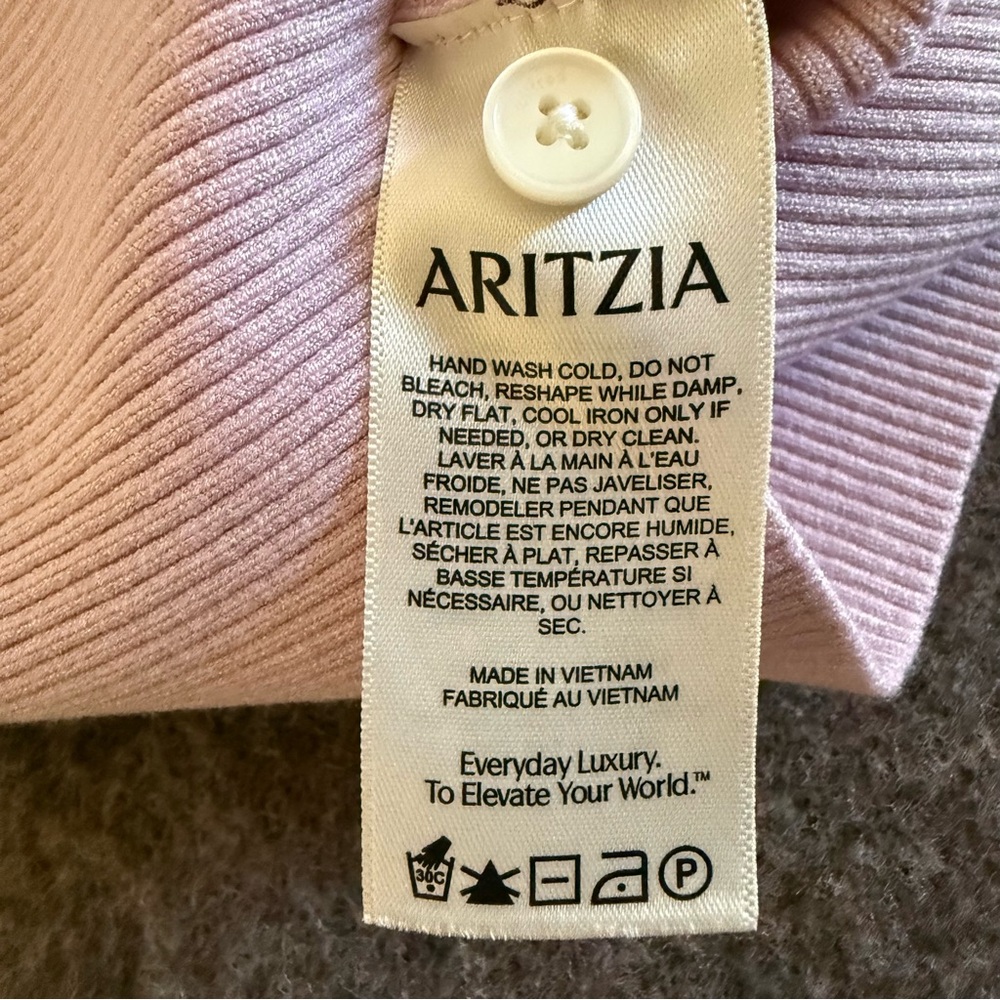 Aritzia Women’s Go Lightly Cardigan by Wilfred in Dusty Pink, Size Small - Picture 8 of 16